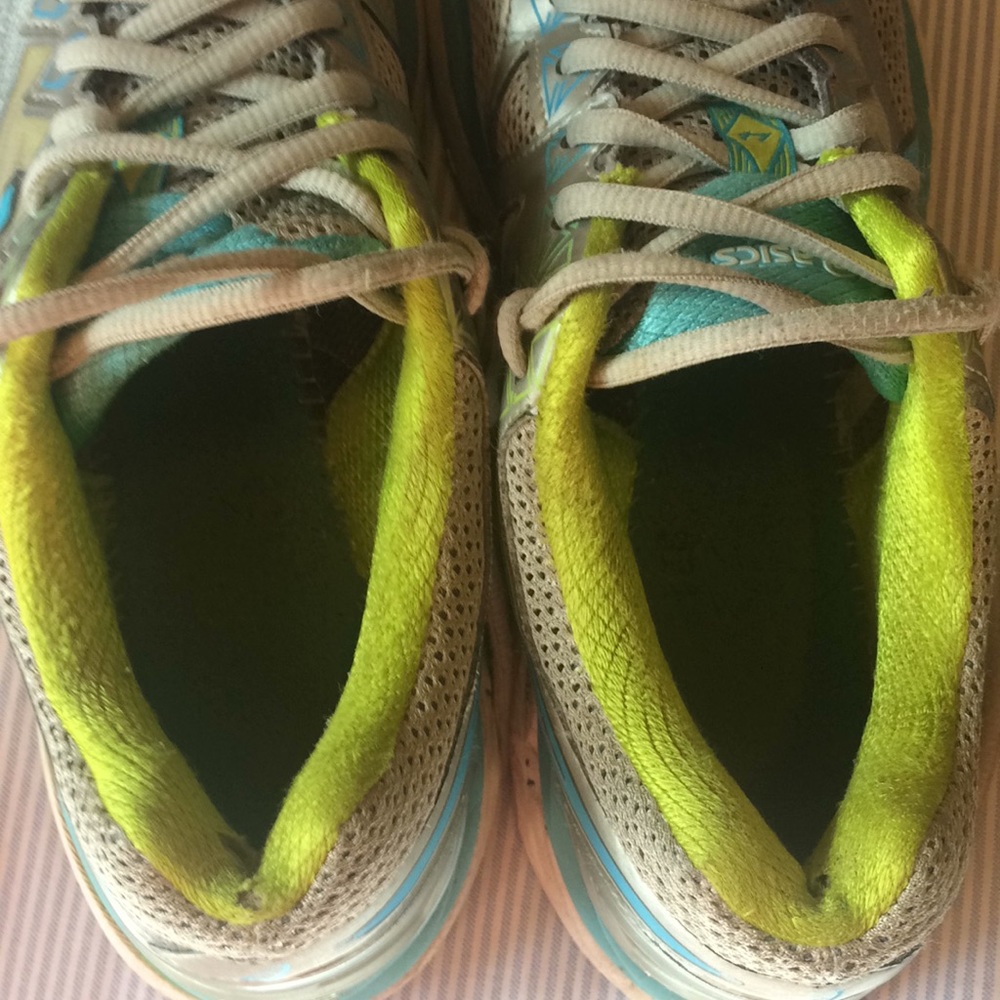 ASICS - Picture 5 of 5